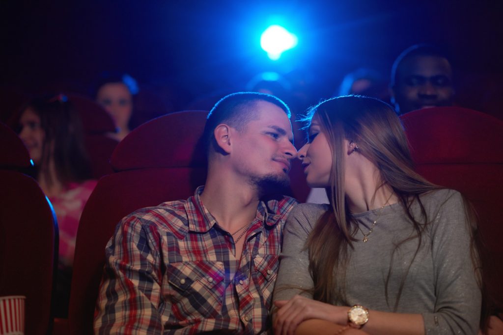 casal no cinema